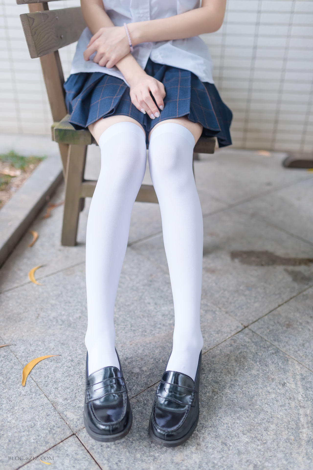 图片[16]-【手机壁纸】长筒袜美女校服jk性感大长腿图片