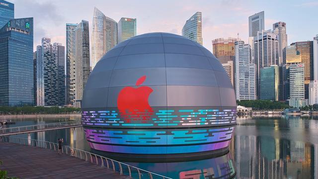 首个水上苹果零售店落户新加坡